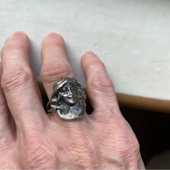 Sterling art nouveau portrait ring - Picture 8 of 10